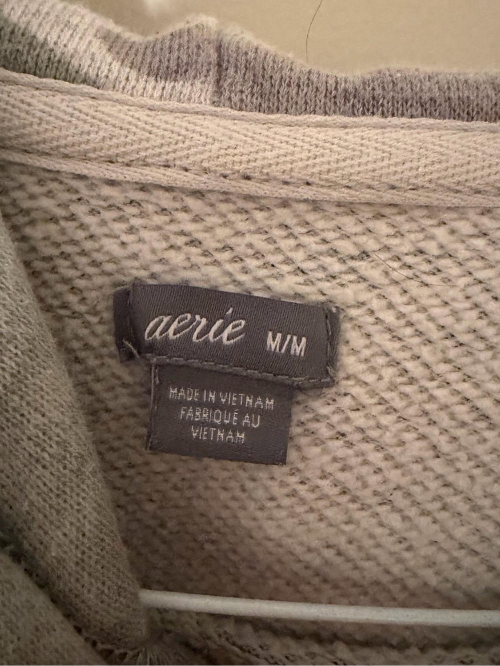aerie Light Gray & Sage Camo Hooded Pullover, Hoodie, Size Medium NWOT - Picture 3 of 8